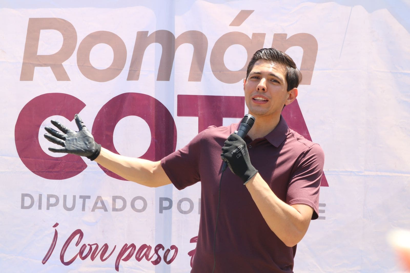 Apoya diputado Román Cota a 600 familias con material de construcción para mejorar viviendas
