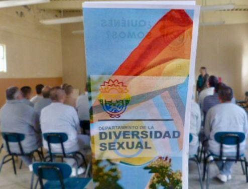 FORTALECE CESISPE PROGRAMAS DE RESPETO A LA DIVERSIDAD SEXUAL EN CENTRO PENITENCIARIO EL HONGO II
