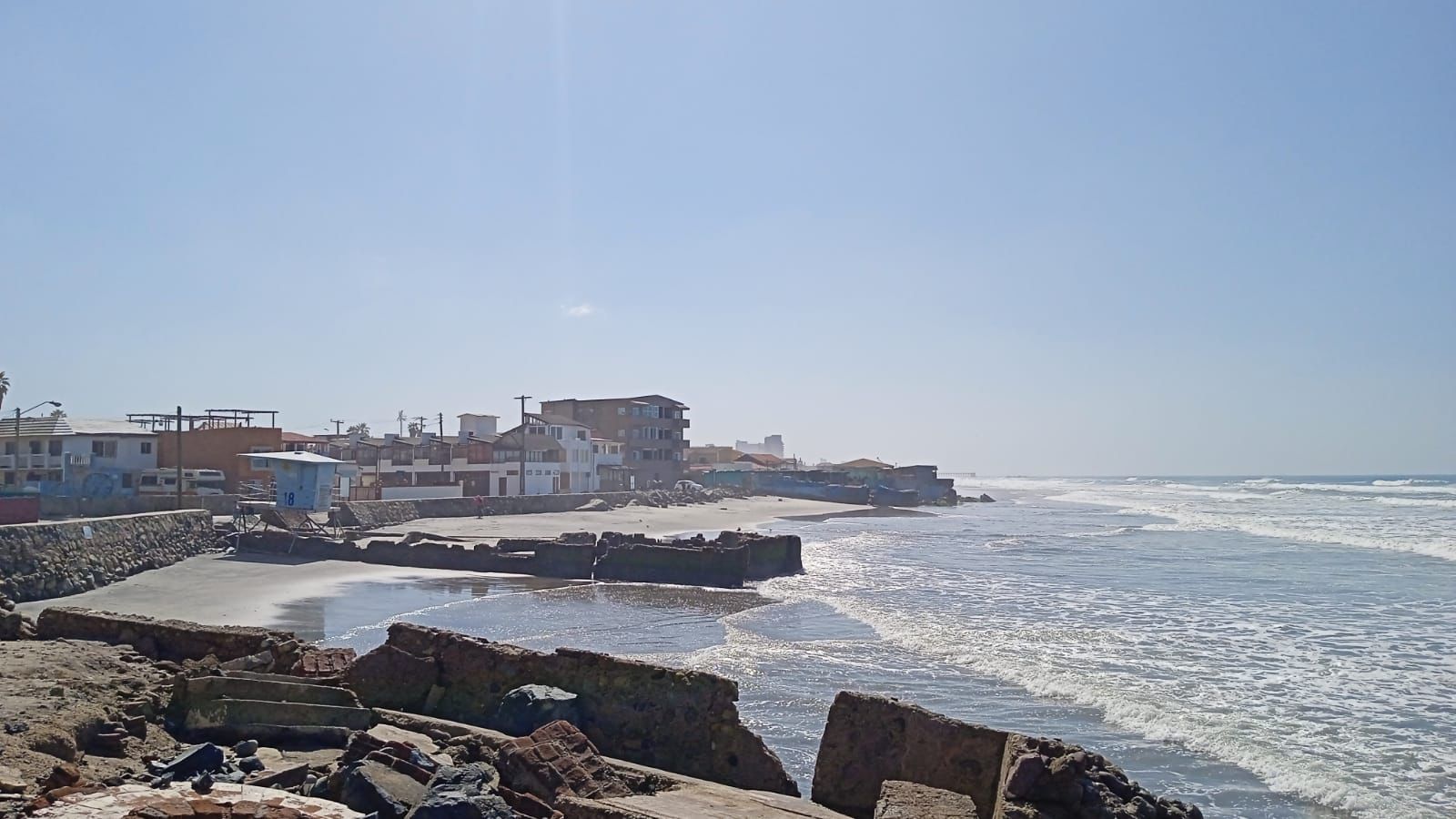 Exhorta Gobierno Municipal a extremar precauciones al ingresar a las playas locales por alto oleaje